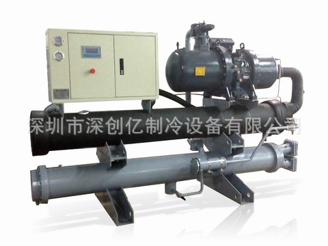 冷水機